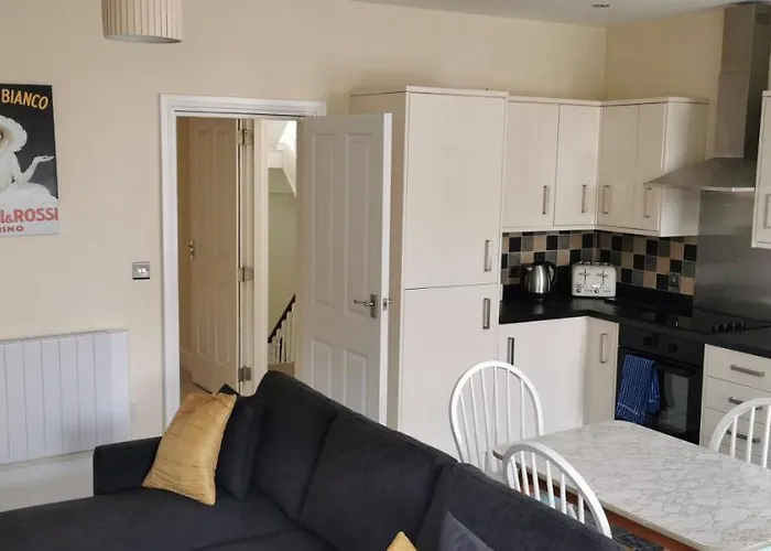 13 Princess Royal Terrace